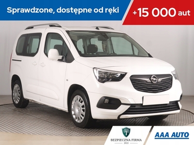 Opel Combo E Kombivan 1.2 Turbo 110KM 2019