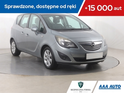 Opel Meriva II Mikrovan 1.4 Turbo ECOTEC 120KM 2010