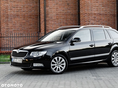 Skoda Superb Combi 1.8 TSI DSG Exclusive