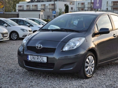 Toyota Yaris II Hatchback 5d 1.33 Dual VVT-i 101KM 2009