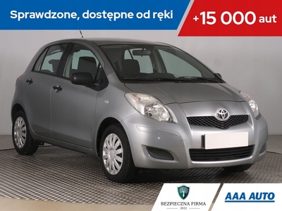 Toyota Yaris II Hatchback 5d 1.33 Dual VVT-i 101KM 2009