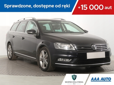 Volkswagen Passat B7 Variant 2.0 TDI CR DPF BlueMotion 170KM 2013