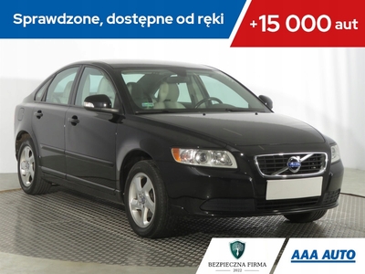 Volvo S40 II 2.0 145KM 2012