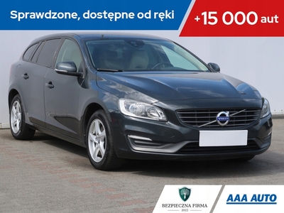 Volvo V60 I Kombi Facelifting 1.6 D2 115KM 2014