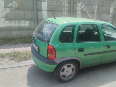 Corsa 1.0 sprawna przegląd na rok