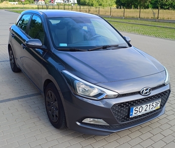 Hyundai i20 II 2017 benzyna 138000 km pierwszy właściciel