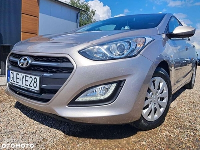 Hyundai i30 II