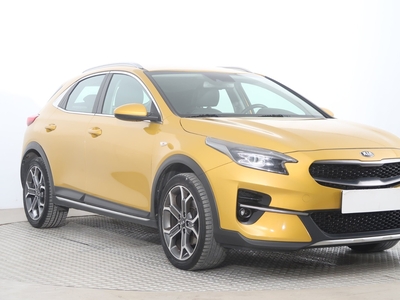 Kia Xceed , Automat