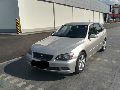 Lexus IS I XE10 Lexus IS 200 Manual 155KM 2005r w dobrym stanie