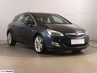 Opel Astra 1.6 113 KM 2010r. (Piaseczno)