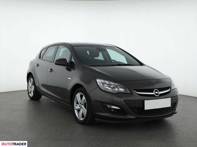 Opel Astra 1.6 113 KM 2014r. (Piaseczno)