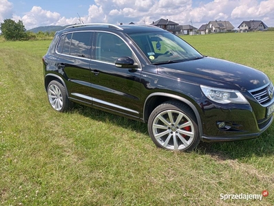 Tiguan Rline 2.0TDI DSG 7b Łopatki Hak Alu 19 Super Stan