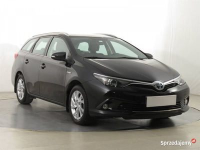 Toyota Auris Hybrid