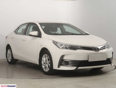 Toyota Corolla 1.6 130 KM 2018r. (Piaseczno)