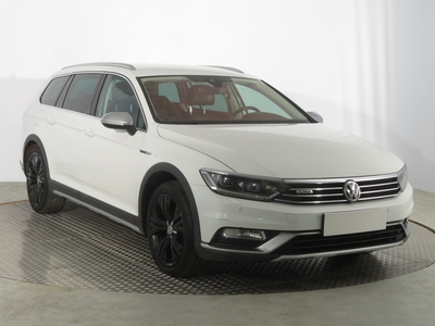 Volkswagen Passat B8 , Salon Polska, Serwis ASO, 187 KM, Automat, VAT 23%, Skóra,