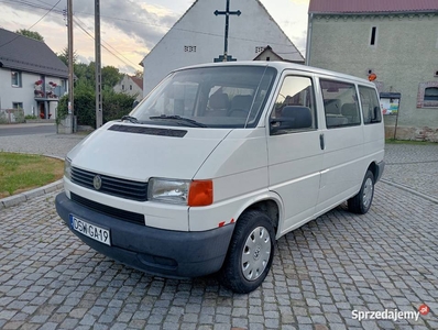 volkswagen transporter T4 1900 cm 9 osobowy