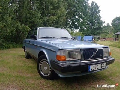 Volvo 240 2.3 benzyna automat metalik