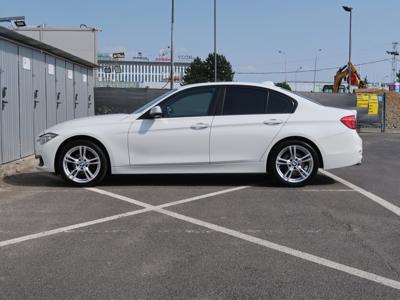 BMW 3 2018 318 i 92772km ABS