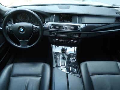 BMW 5 2016 518d 182368km ABS