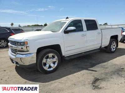 Chevrolet Silverado 5.0 benzyna 2018r. (BAKERSFIELD)