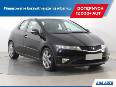 Honda Civic VIII Hatchback 3d 1.8 i-VTEC 140KM 2007