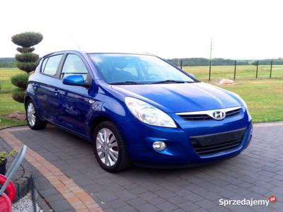 Hyundai i20 1,4 benz. Klimatronik tempomat Skóry !!!