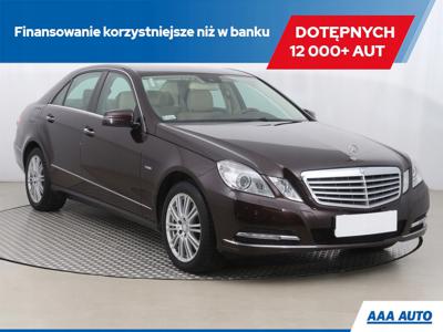 Mercedes Klasa E W212 Limuzyna 350 CDI BlueEFFICIENCY 265KM 2011