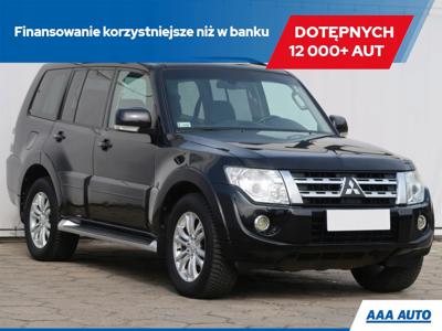 Mitsubishi Pajero IV SUV 5d 3.2 DOHC 200KM 2014