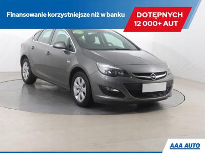 Opel Astra J Sedan 1.4 Turbo ECOTEC 140KM 2018