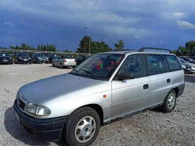 Opel Astra F Cabrio 1.4 Si 82KM 1999