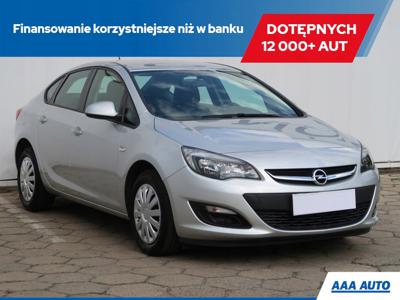 Opel Astra J Sedan 1.6 Twinport ECOTEC 115KM 2017