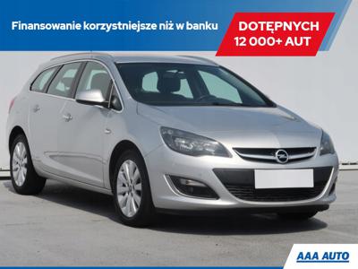 Opel Astra J Sports Tourer 1.7 CDTI ECOTEC 130KM 2012