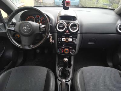 Opel Corsa D 1.4 16V