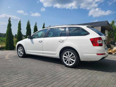 Skoda octavia biała diesel