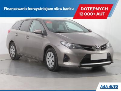 Toyota Auris II Touring Sports Valvematic 130 132KM 2014