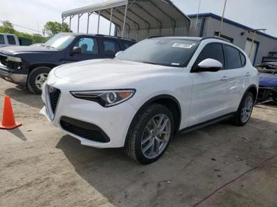 Używane Alfa Romeo Stelvio - 72 000 PLN, 61 657 km, 2018