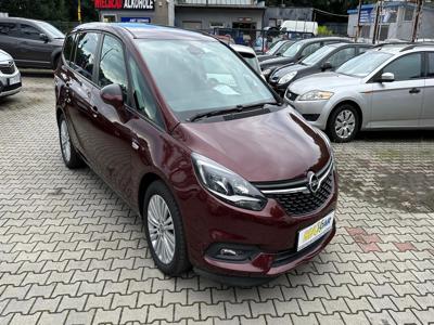 Używane Opel Zafira - 59 900 PLN, 150 000 km, 2017