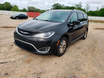 Używane Chrysler Pacifica - 63 500 PLN, 200 897 km, 2019