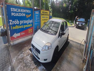 Używane Fiat Punto - 6 500 PLN, 276 000 km, 2010