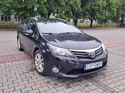 Używane Toyota Avensis - 35 600 PLN, 242 000 km, 2012