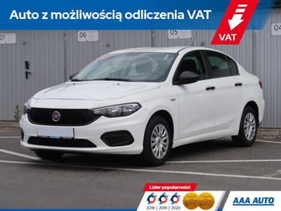 Używane Fiat Tipo - 49 000 PLN, 39 379 km, 2020