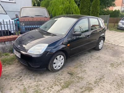 Używane Ford Fiesta - 5 000 PLN, 233 000 km, 2005