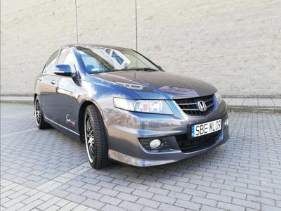 Używane Honda Accord - 17 000 PLN, 273 600 km, 2003