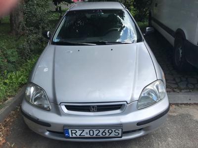 Używane Honda Civic - 2 600 PLN, 212 000 km, 1997