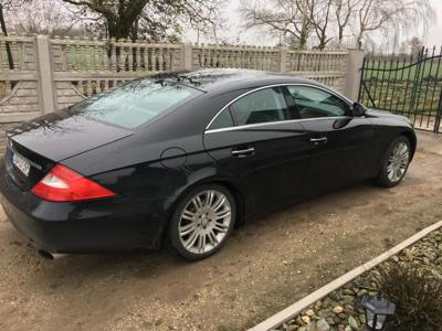 Używane Mercedes-Benz CLS - 26 000 PLN, 379 000 km, 2004