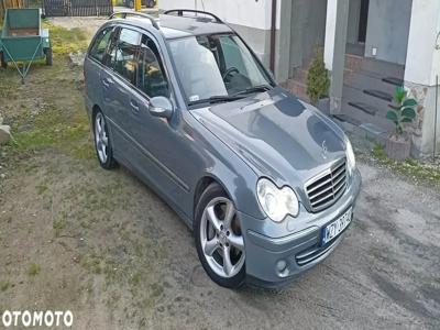 Używane Mercedes-Benz Klasa C - 16 200 PLN, 280 000 km, 2004