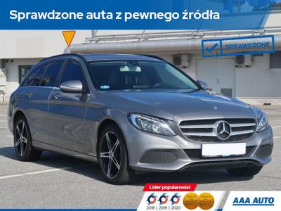 Używane Mercedes-Benz Klasa C - 70 000 PLN, 184 259 km, 2015