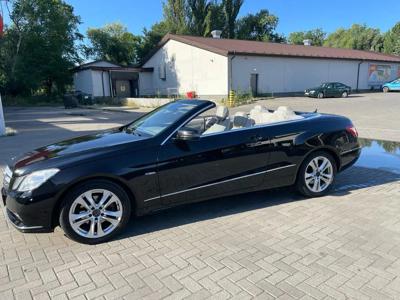 Używane Mercedes-Benz Klasa E - 73 800 PLN, 158 017 km, 2010