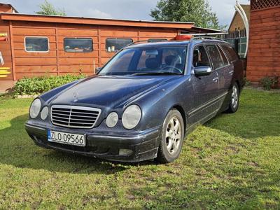 Używane Mercedes-Benz Klasa E - 8 400 PLN, 377 142 km, 2000