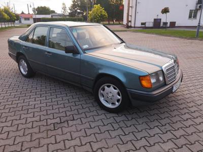 Używane Mercedes-Benz W124 (1984-1993) - 16 900 PLN, 320 000 km, 1989